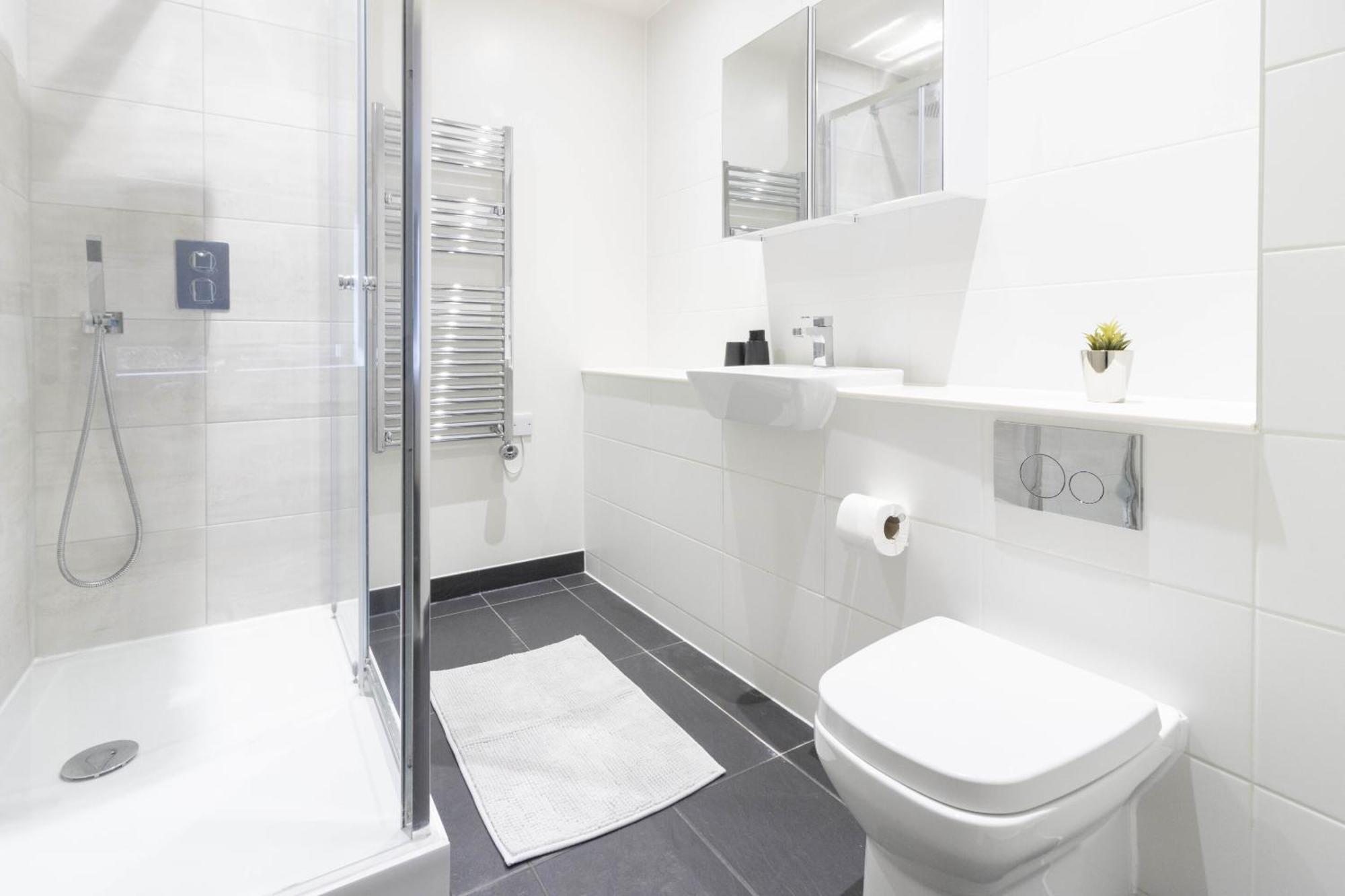 Ferienwohnung Linacre 11 - Modern 2 Bed Behind The Cathedral With Free Parking And Fast Wifi Exeter Exterior foto