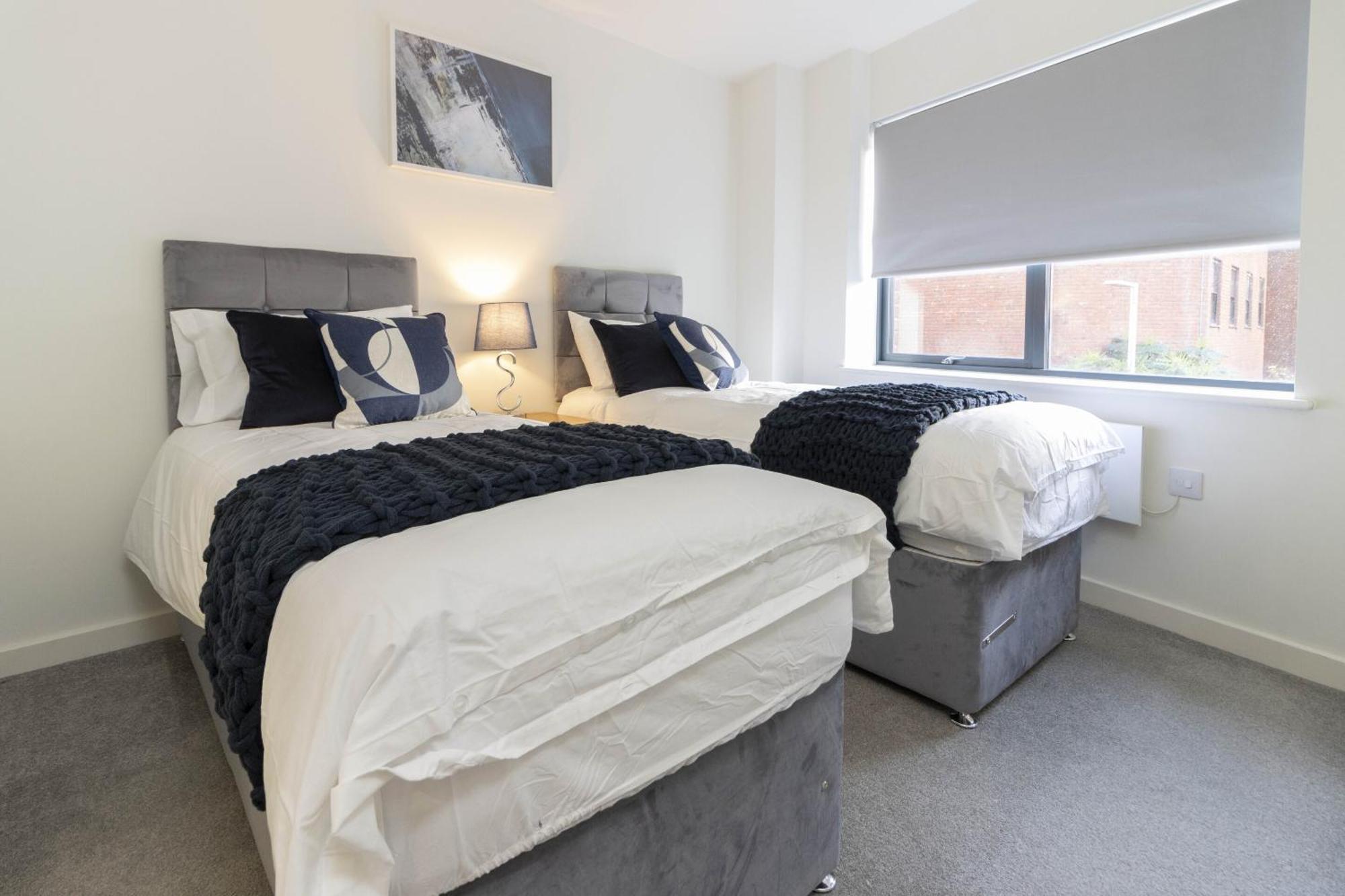 Ferienwohnung Linacre 11 - Modern 2 Bed Behind The Cathedral With Free Parking And Fast Wifi Exeter Exterior foto
